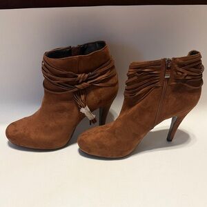 Beacon Chestnut Suede Heeled Boots never worn, hassle heeled boots